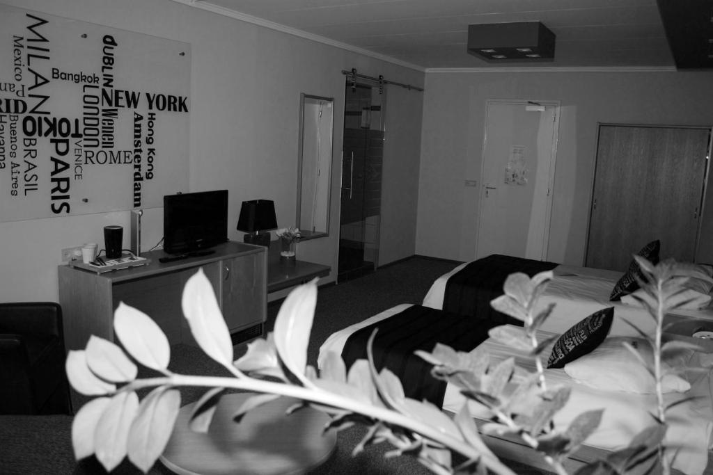 Hotel & Appartementen Royal Sas van Gent Habitación foto